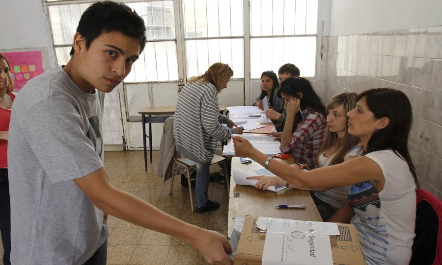 "VOTO JOVEN". En Santa Fe, 82.577 j&oacute;venes ir&aacute;n a las urnas por primera vez el 26 de octubre.