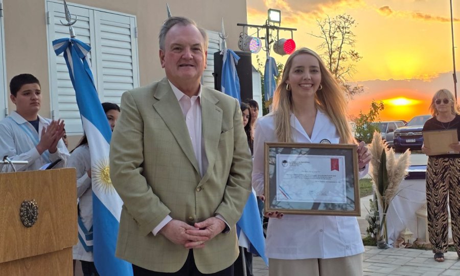 El anuncio se realiz&oacute; durante la celebraci&oacute;n escolar.