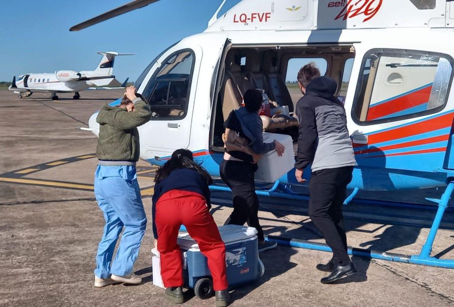 DE ROSARIO A SAUCE VIEJO. Desde all&iacute;, el operativo continu&oacute; en un vuelo sanitario hacia Buenos Aires para trasplantarse en pacientes que estaban en lista de espera.