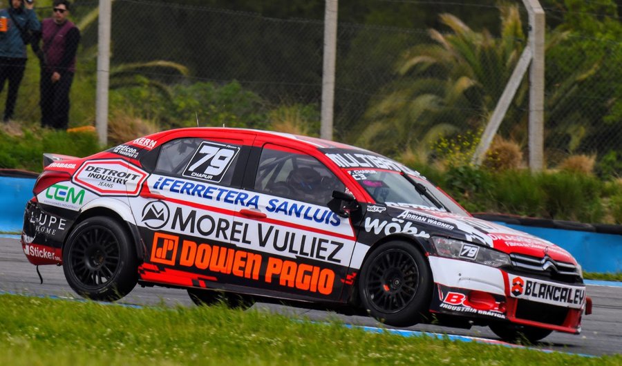 Facundo Chapur gan&oacute; en la Clase 3 con el Citro&euml;n C-Elysse.