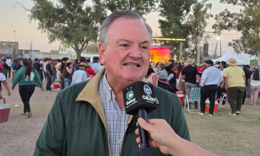 El Senador entrevistado en la realizaci&oacute;n sancristobalense.