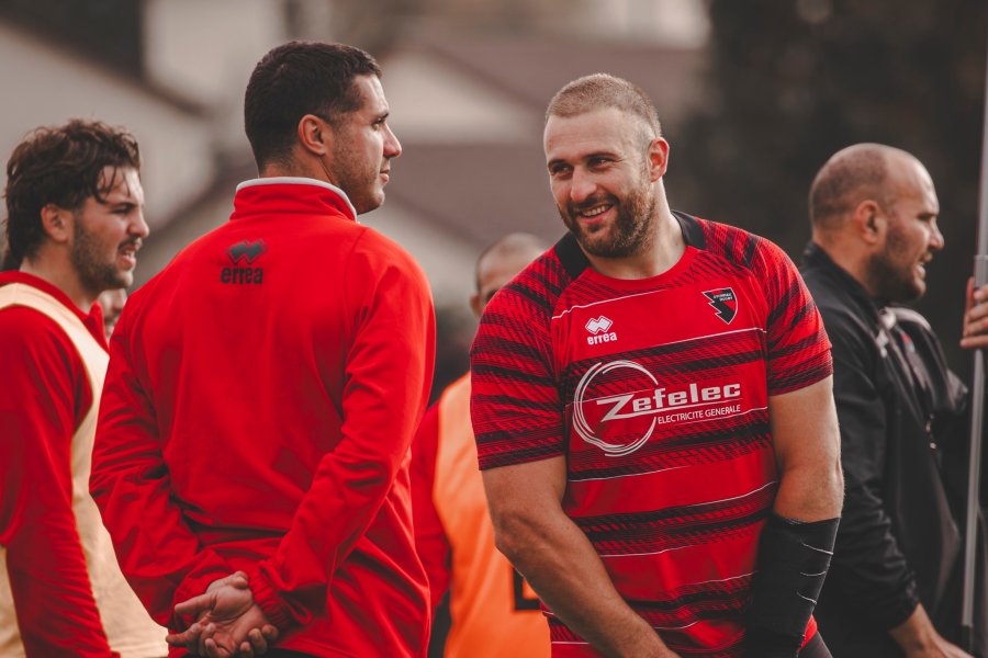 DESAFIO. El rafaelino durante su primera semana en el nuevo equipo franc&eacute;s.