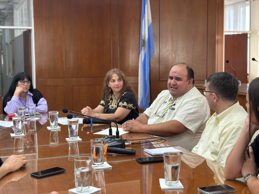 Los concejales se reunieron con miembros de la iglesia Jesucristo de los Santos de los &Uacute;ltimos D&iacute;as.