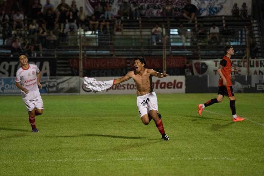 9 DE JULIO LE GAN&Oacute; A SPORTIVO ROCA EN EL SOLTERMAM