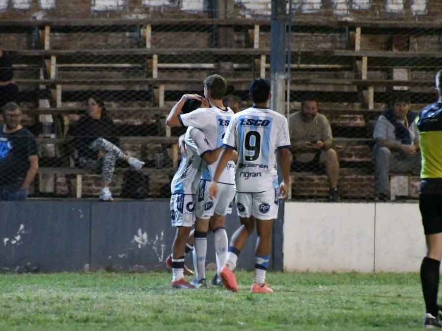 LA CREMA SUPER&Oacute; A JUVENTUD EN EL GIULIANI