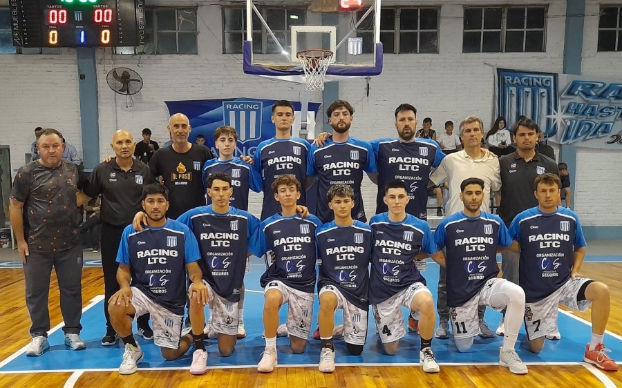 DEFINIO DE VISITANTE. Racing gan&oacute; en el Centenario.
