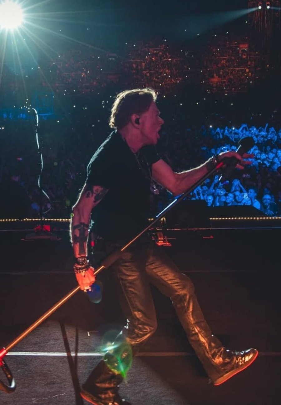 ENLOQUECIO AL PUBLICO. La m&iacute;tica banda liderada por Axel Rose volvi&oacute; a la Argentina y enardeci&oacute; el estadio de Hurac&aacute;n con un show que traslad&oacute; a los asistentes a las &eacute;pocas doradas del rock.