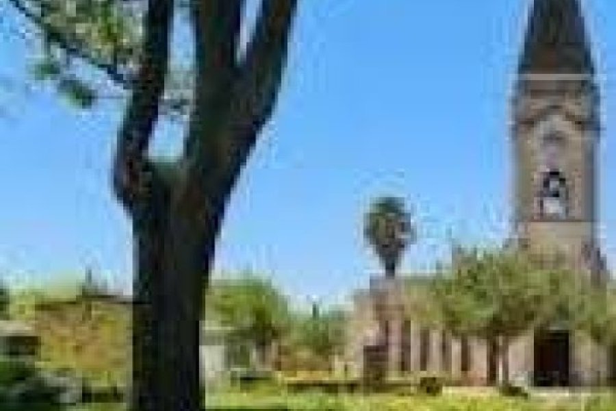 El templo parroquial clucellense.