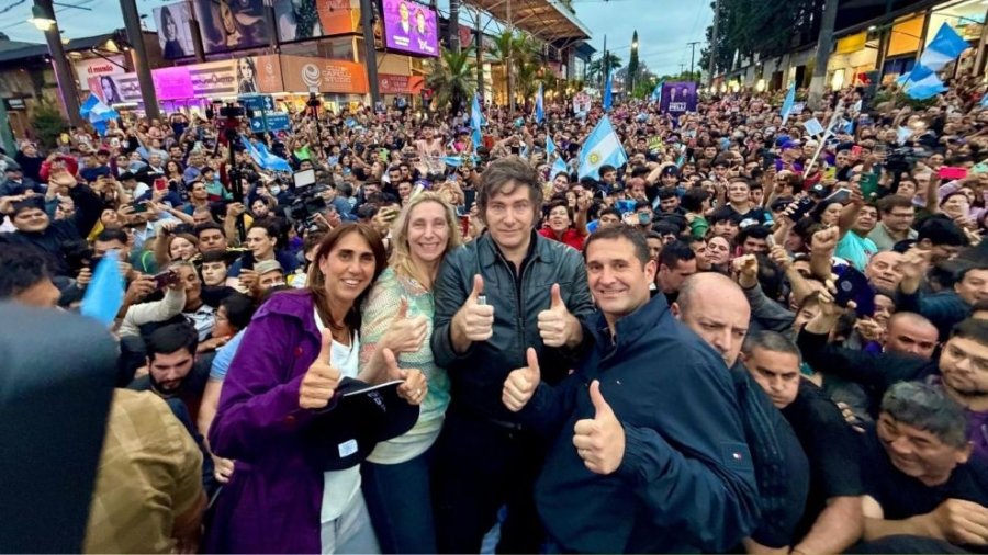 CIERRE DE CAMPA&Ntilde;A. Javier Milei retom&oacute; su gira por el interior.