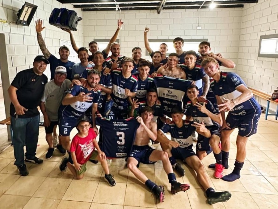 QUILMES VOLVI&Oacute; A GANAR Y SIGUE FIRME EN LA CIMA