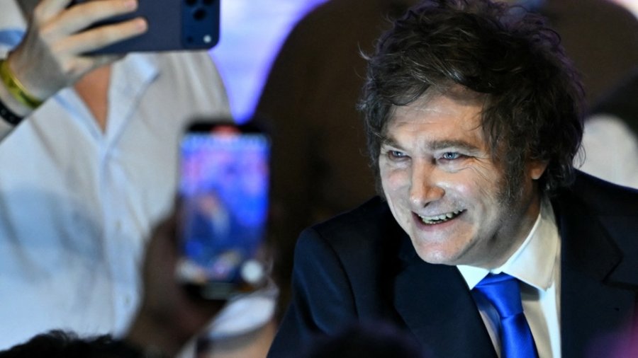TRIUNFO LIBERTARIO. El Presidente logr&oacute; la victoria que buscaba en las elecciones legislativas y podr&aacute; ampliar considerablemente sus bloques en el Congreso.