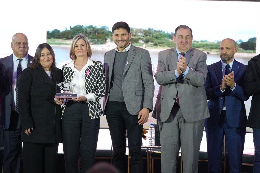 EN SANTA FE. "Entendimos que deb&iacute;amos trabajar hombro con hombro y espalda con espalda al lado de los emprendedores", afirm&oacute; el gobernador santafesino.