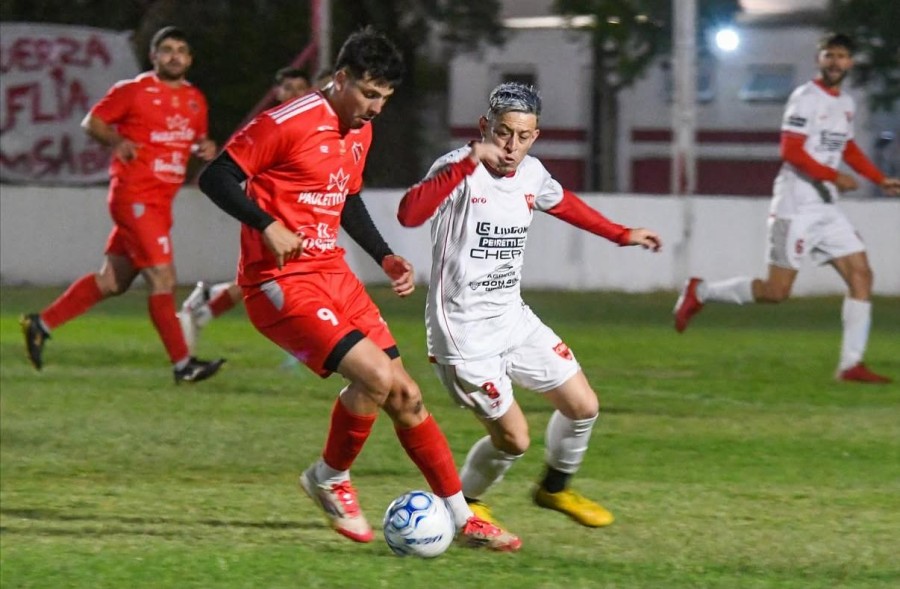 EN VILA. Ferro, uno de los animadores del Clausura, visitar&aacute; a Argentino Vila el pr&oacute;ximo domingo.