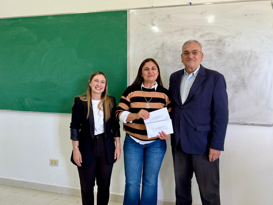 B&aacute;rbara Chivallero, Mar&iacute;a Florencia Celis y Alcides Calvo.