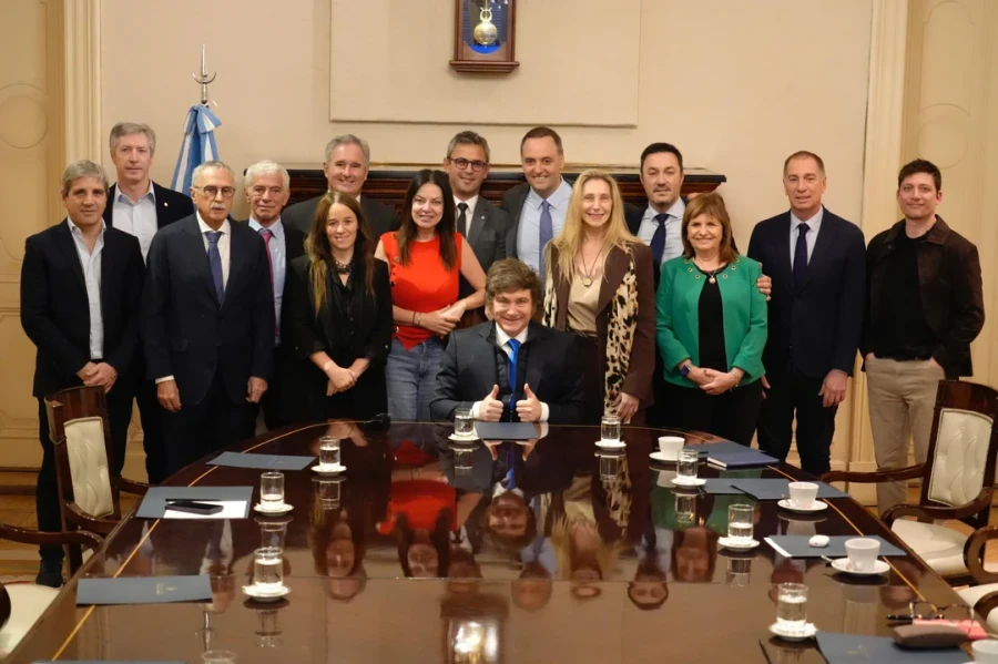 Javier Milei y su nuevo Gabinete.