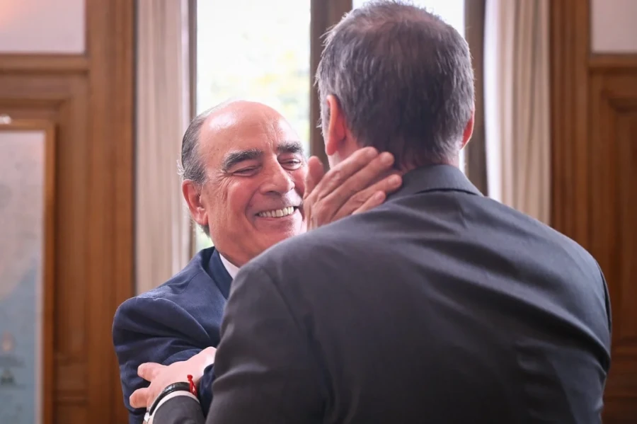 Manuel Adorni recibi&oacute; a Guillermo Francos.