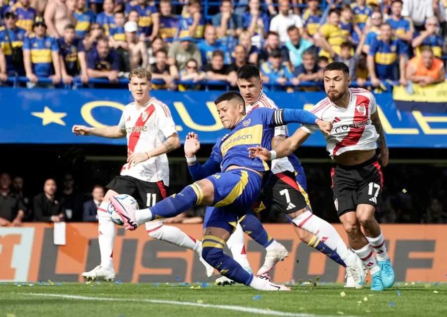 Boca y River miden fuerzas en otro supercl&aacute;sico caliente