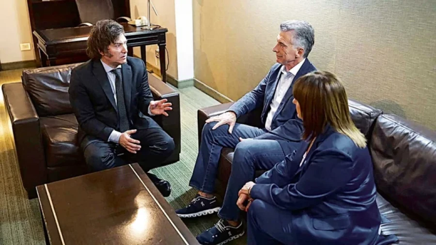 La realidad es que en la administraci&oacute;n libertaria detectan la p&eacute;rdida de poder del expresidente.