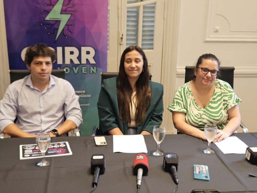 Nicol&aacute;s Airasca, Guillermina Nicola y Romina Denardi brindaron detalles durante la conferencia de prensa que se realiz&oacute; en el CCIRR.