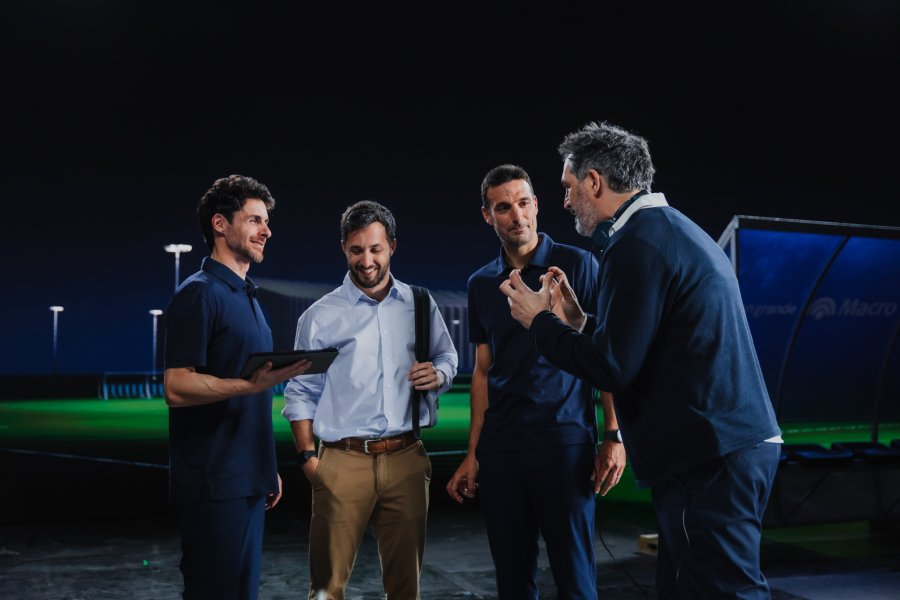 &ldquo;Valemos Mucho&rdquo;, una frase que representa la Argentina que queremos, con Lionel Scaloni y Pablo Aimar como protagonistas.