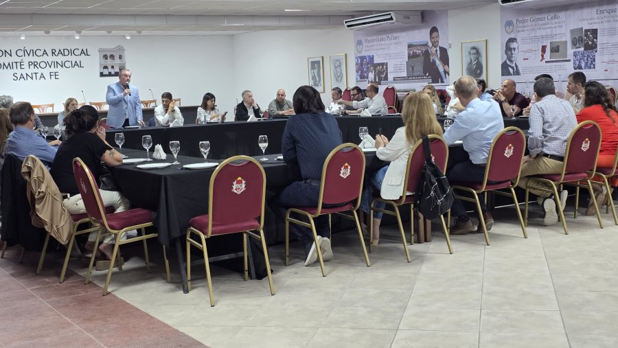 Felipe Michlig fue uno de los dirigentes que se expres&oacute; durante el plenario. (FOTO UPCSF)