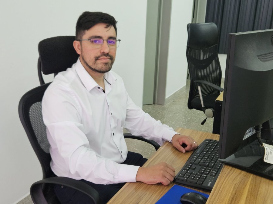 DIEGO DOPAZO. &ldquo;Prefiero visitar los negocios, conocer c&oacute;mo trabajan, porque ah&iacute; surgen las mejores ideas. No se trata solo de instalar un sistema, sino de acompa&ntilde;ar a cada cliente", afirm&oacute;.
