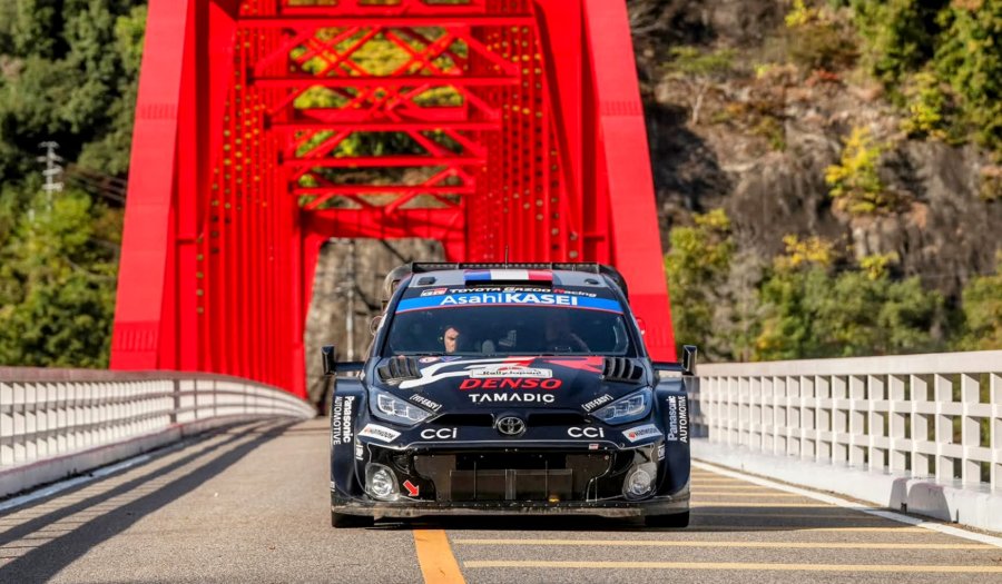 S&Eacute;BASTIEN OGIER. El l&iacute;der del viernes en Jap&oacute;n.
