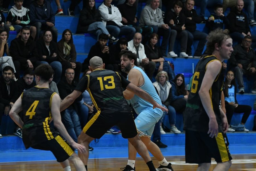 RENDIDOR. Nicol&aacute;s Crotti, uno de los goleadores celestes.