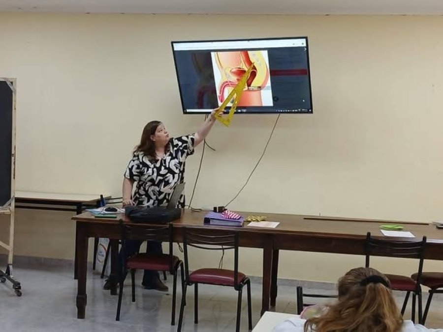 Sandra Gaido durante su exposici&oacute;n.