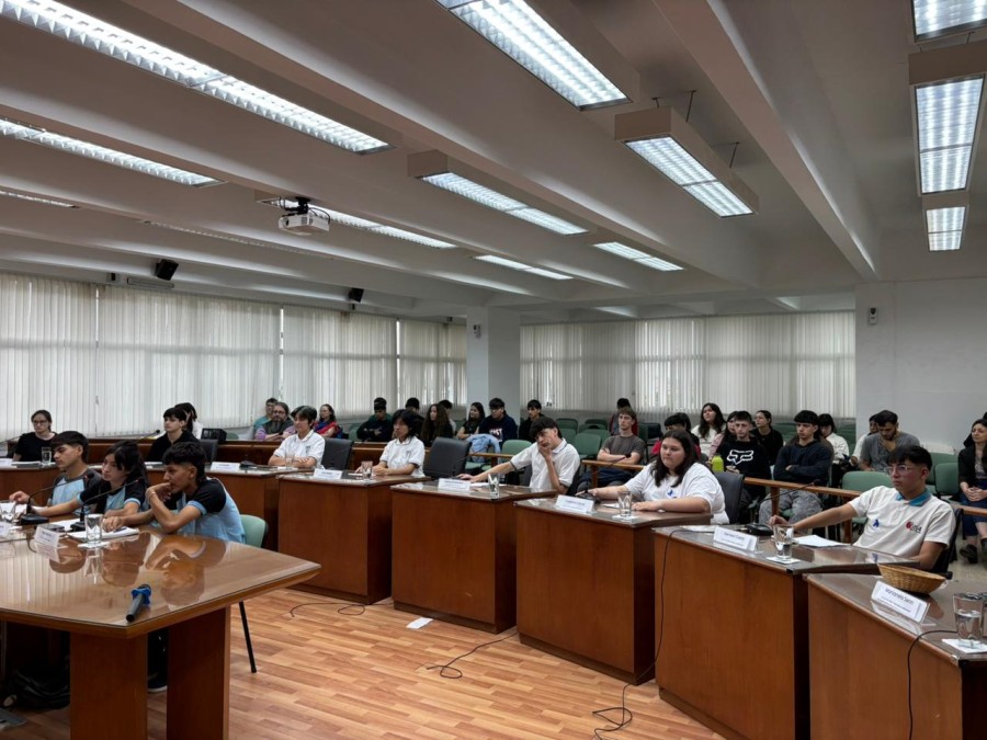 Junto a un &ldquo;concejal padrino&rdquo;, los cursos trabajaron en la redacci&oacute;n de un proyecto para la ciudad.