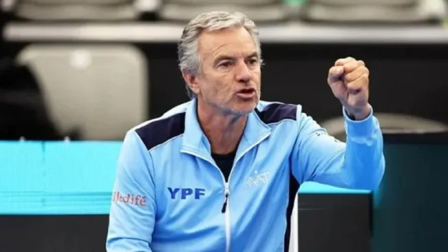 CAPIT&Aacute;N ARGENTINO. / JAVIER FRANA ES EL ENTRENADOR DEL EQUIPO ARGENTINO DE COPA DAVIS