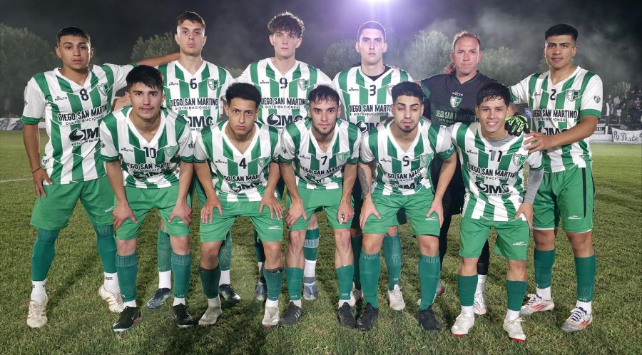 SIGUE EXPECTANTE. Con el triunfo qued&oacute; a un punto de Ferro.