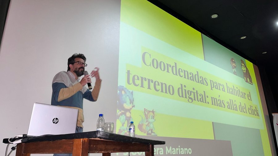 La disertaci&oacute;n despert&oacute; inter&eacute;s.