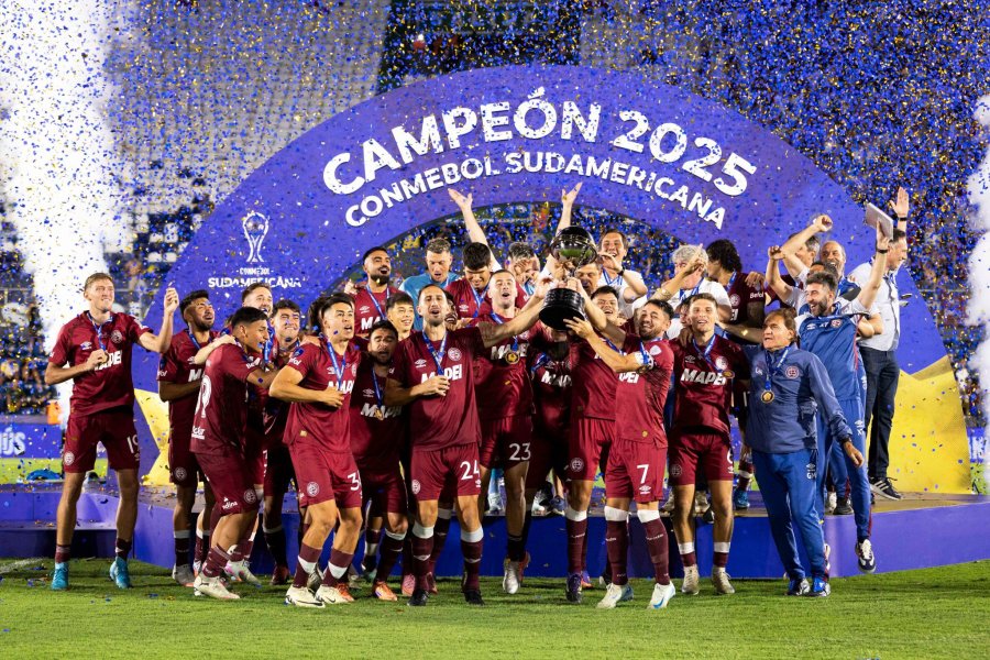 LAN&Uacute;S LE GAN&Oacute; LA FINAL A ATL&Eacute;TICO MINEIRO DE BRASIL