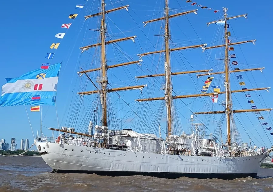 La Fragata Libertad recorri&oacute; casi 40.000 kil&oacute;metros y visit&oacute; 10 puertos internacionales.
