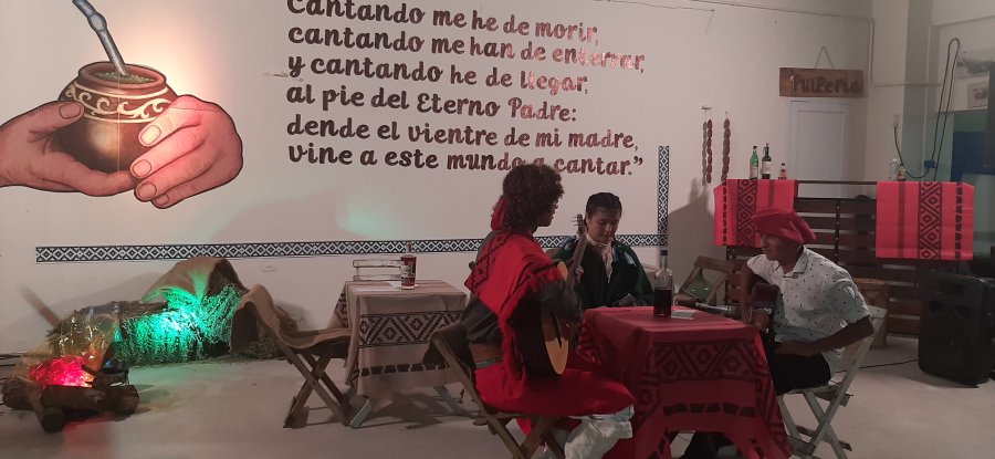 Payada en la pulper&iacute;a.