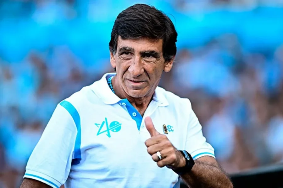 Gustavo Costas.