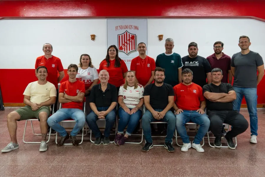 NUEVA COMISI&Oacute;N. El Le&oacute;n tuvo renovaci&oacute;n de Autoridades y Lucas Astrada fue electo como nuevo presidente.