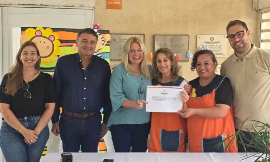 Un momento del acto realizado en el Jard&iacute;n.