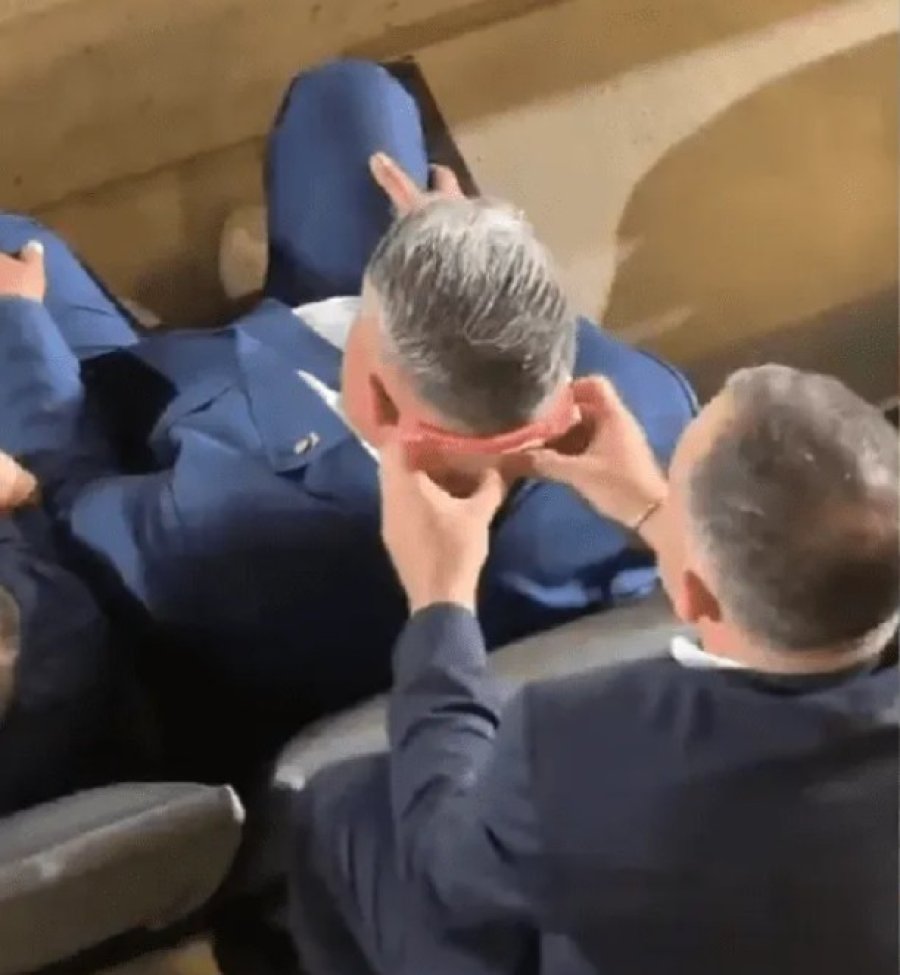 SECA NUCAS. La escena con Tapia y el dirigente Nakis en la Copa Am&eacute;rica del 2024