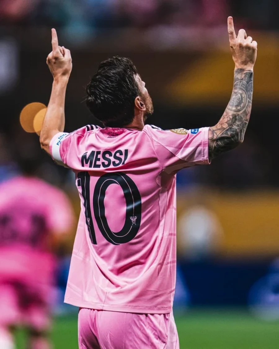 POR UNA NUEVA ESTRELLA. Lionel Messi puede tener otro gran d&iacute;a en su gloriosa carrera.