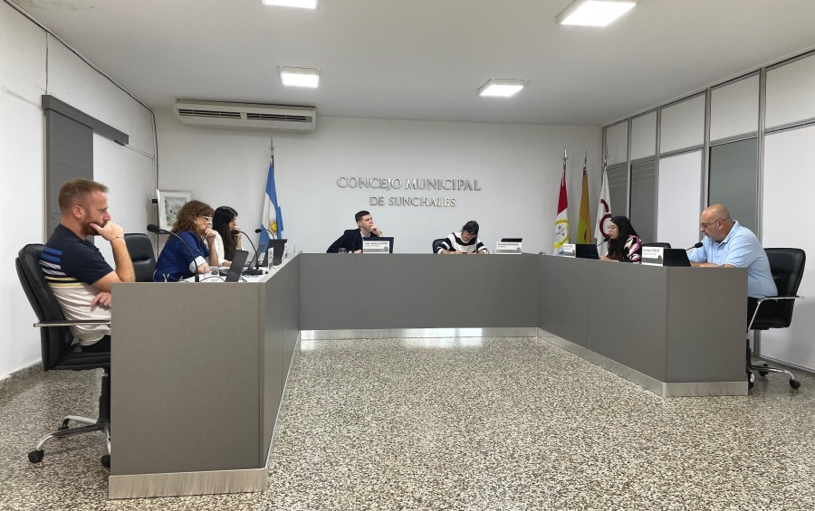 El Concejo Municipal en su encuentro de la v&iacute;spera.