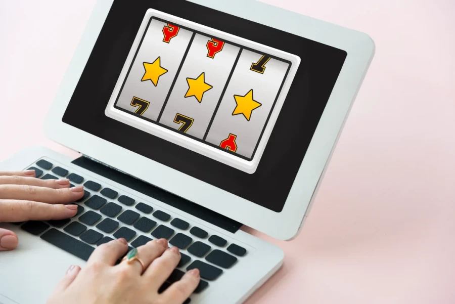 Los j&oacute;venes y la adicci&oacute;n al juego online.