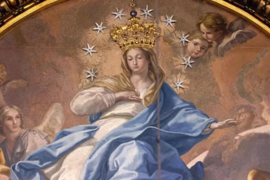 Mosaico de Mar&iacute;a, Virgen Inmaculada, en la Capilla del Coro de la Bas&iacute;lica de San Pedro, Roma (Italia). |