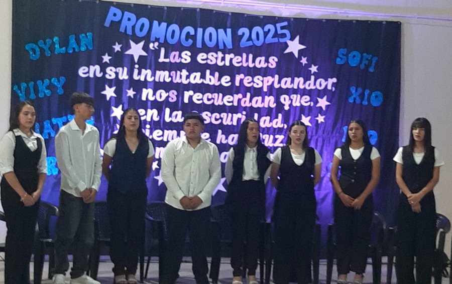 El grupo que concluy&oacute; su formaci&oacute;n de nivel secundario.