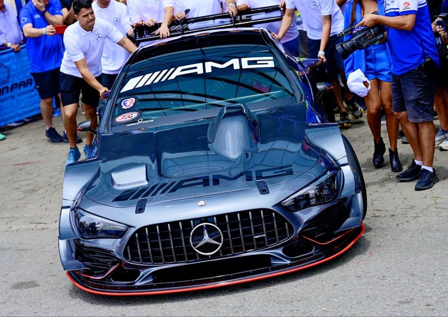 El flamante Mercedes Benz modelo CLE 53 se present&oacute; en sociedad.