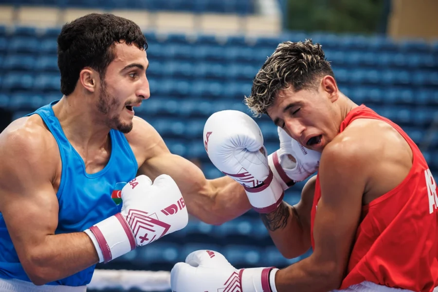 ELIMINADO.Thomas Casazza sufri&oacute; ante el azer&iacute; Zaur Gahramanov.
