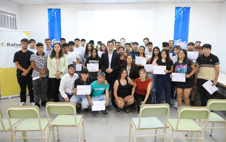 El municipio reafirma su compromiso con la formaci&oacute;n, la empleabilidad y el desarrollo de los j&oacute;venes rafaelinos.