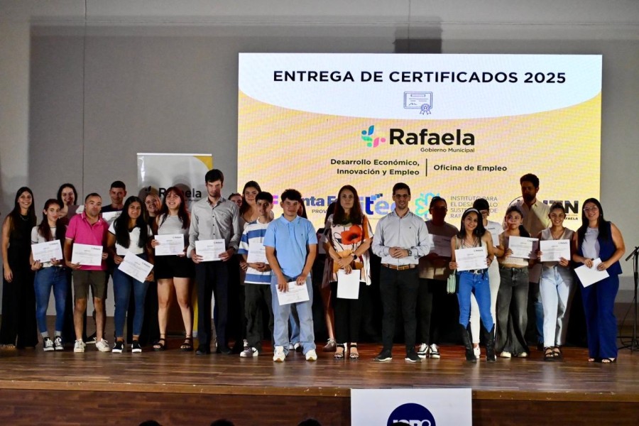 El acto se realizo en el Instituto Superior del Profesorado N&ordm; 2 &ldquo;Joaqu&iacute;n V. Gonz&aacute;lez&rdquo;.