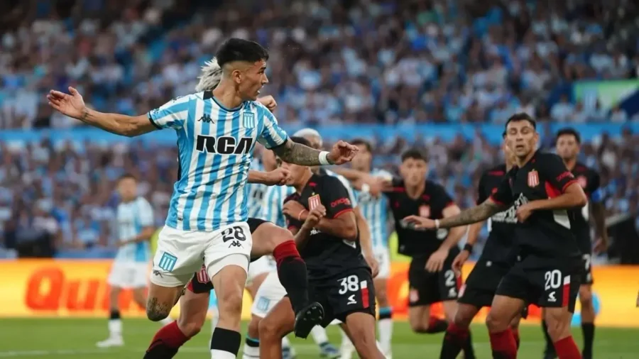 Postal de un Racing vs. Estudiantes.